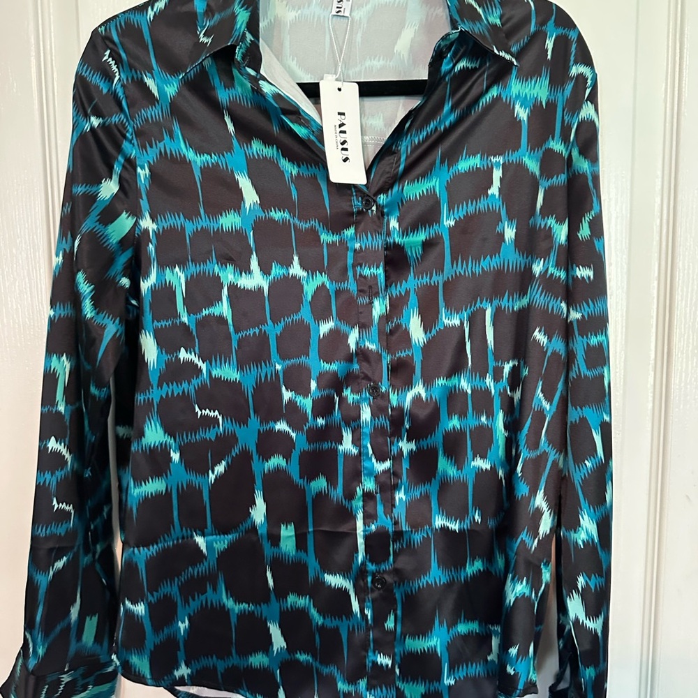 Black and Blue Long Sleeve Button Down Shirt with Notched Collar